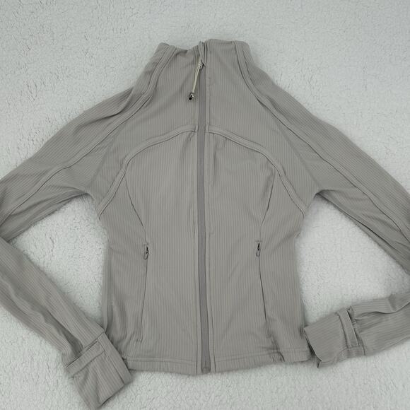 Lululemon Cropped Define Jacket Ribbed Nulu Light Gray Size 2 *Faint Stain* - Picture 13 of 13